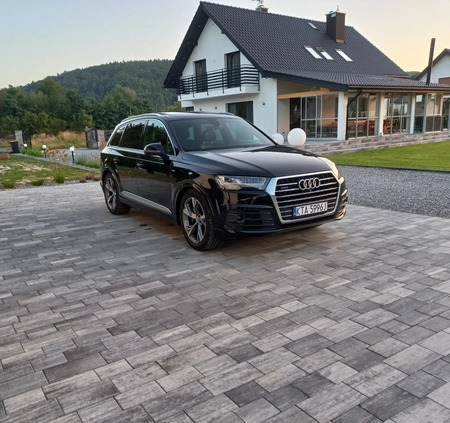 Audi Q7 cena 179900 przebieg: 144000, rok produkcji 2017 z Żuromin małe 301